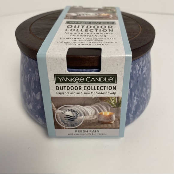 2/$20, 4/$35 - Lg Yankee Candle Set - Natural Wooden Top Doubles As Base!! - Picture 6 of 16